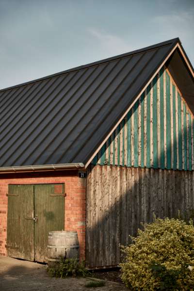 Steel roofing future-proofs this Gallows Hill residence, Galgenberg 21, 29356 Bröckel, Germany